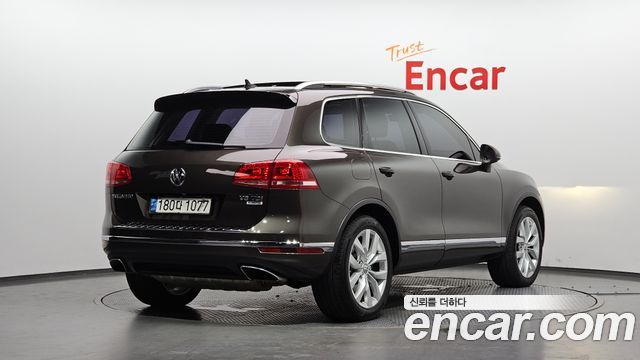 Volkswagen Touareg из Кореи Encar