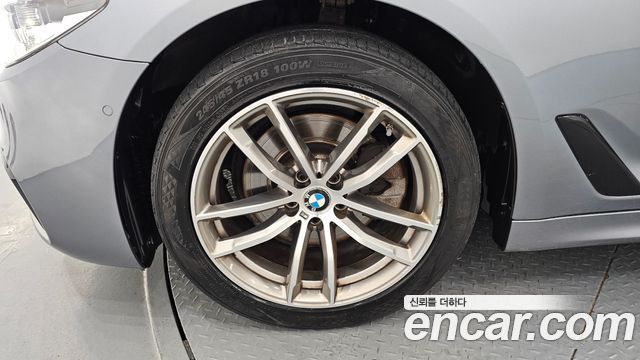 BMW 5-Series 520d xDrive M Sport Package — пробег 161 113 км — фото 5 из 5