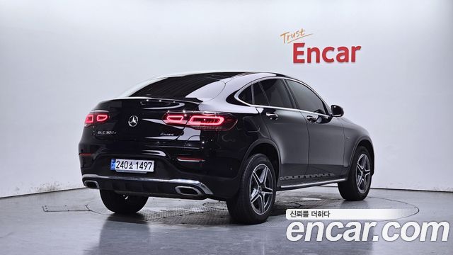 Mercedes-Benz GLC-Class GLC300e 4MATIC Coupe — пробег 82 944 км — фото 2 из 5