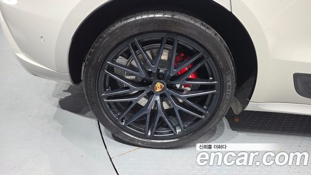 Porsche Macan из Кореи Encar