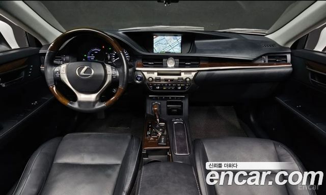 Lexus ES Supreme XV60 — пробег 158 892 км — фото 5 из 5