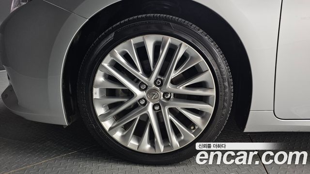 Lexus ES из Кореи Encar