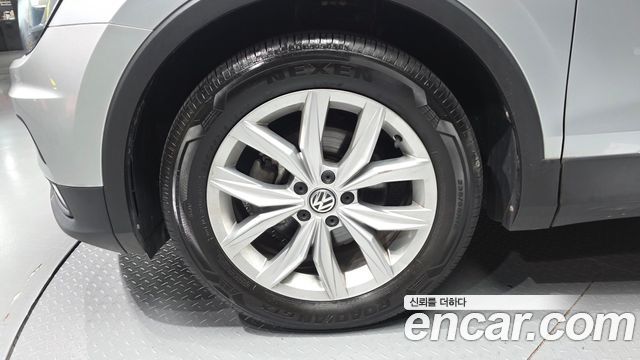 Volkswagen Tiguan из Кореи Encar