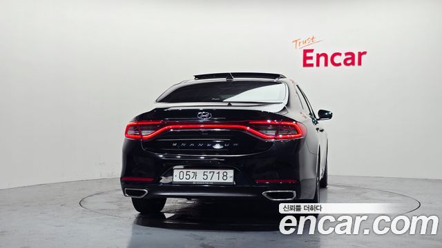 Hyundai Grandeur из Кореи Encar