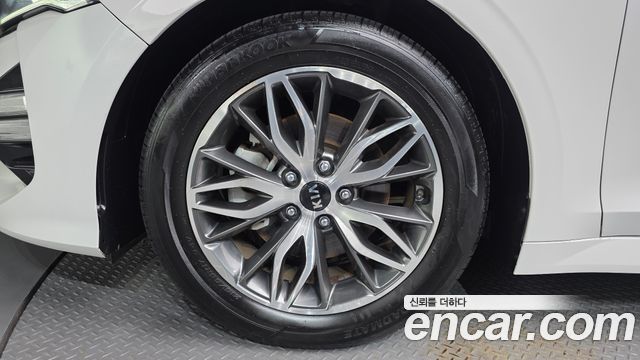 Kia K5 из Кореи Encar