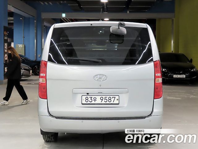 Hyundai Starex 5-Seater VAN Smart — пробег 119 051 км — фото 4 из 5