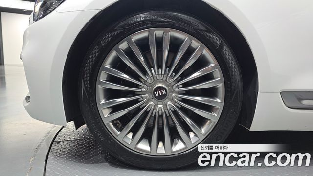 Kia K9 из Кореи Encar