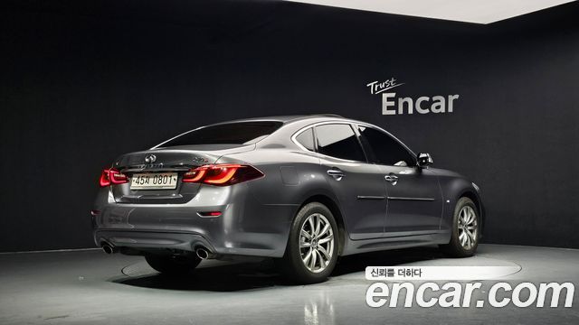 Infiniti Q70 из Кореи Encar