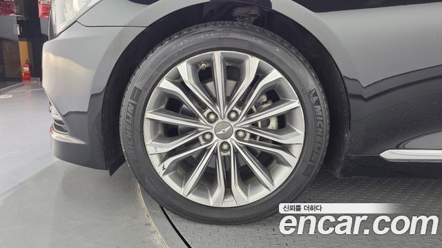 Hyundai Genesis из Кореи Encar