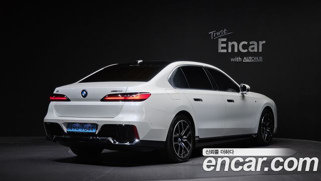 BMW i7 из Кореи Encar