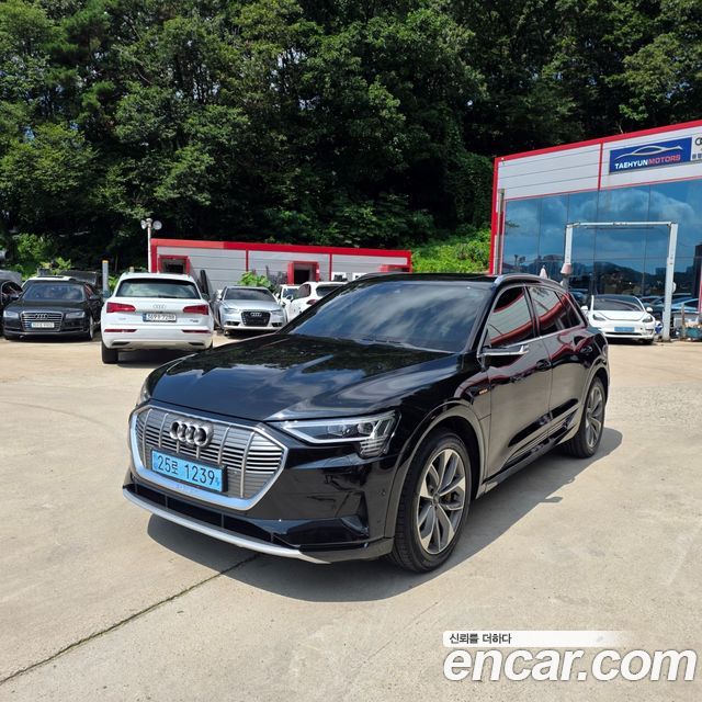 Audi e-tron из Кореи Encar