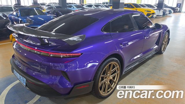Porsche Taycan из Кореи Encar