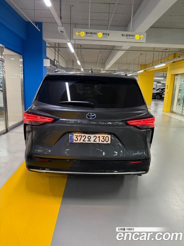 Toyota Sienna из Кореи Encar