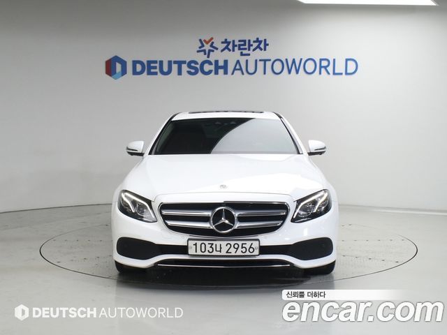 Mercedes-Benz E-Class из Кореи Encar