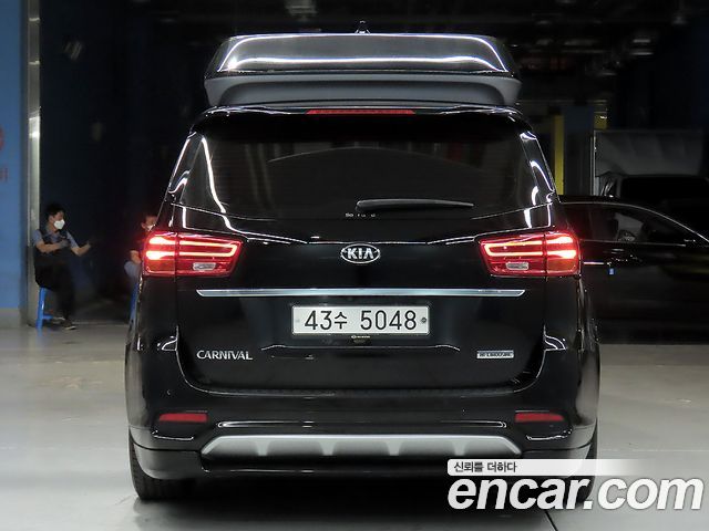 Kia Carnival из Кореи Encar