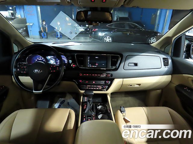 Kia Carnival из Кореи Encar