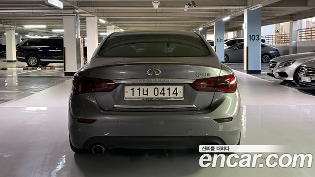 Infiniti Q50 3.5 Hybrid Hi-Tech — пробег 113 000 км