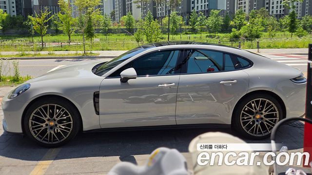 Porsche Panamera 2.9 AWD Platinum Edition — пробег 62 433 км — фото 3 из 5
