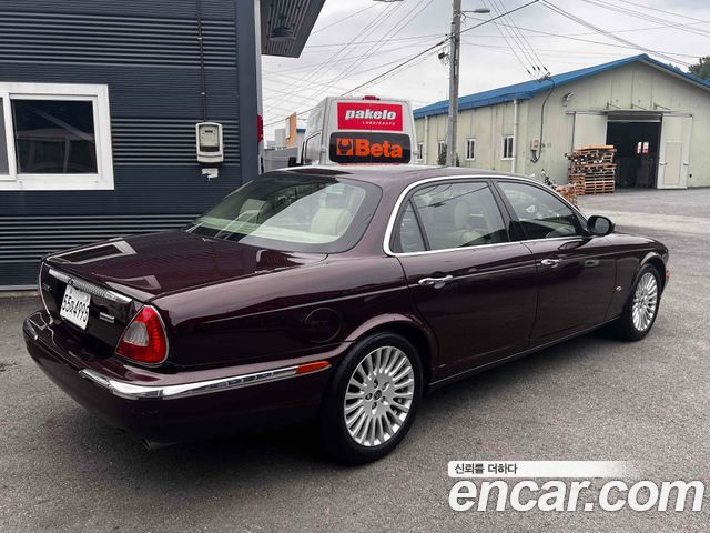 Jaguar Daimler 4.2 — пробег 240 877 км