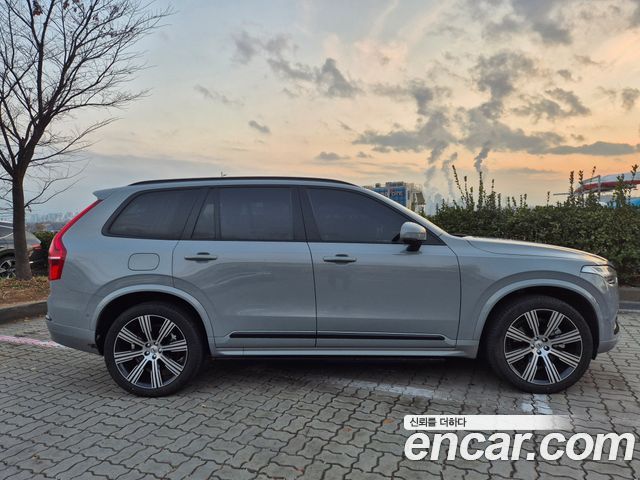 Volvo XC90 B6 Ultimate Bright — пробег 15 500 км — фото 4 из 5