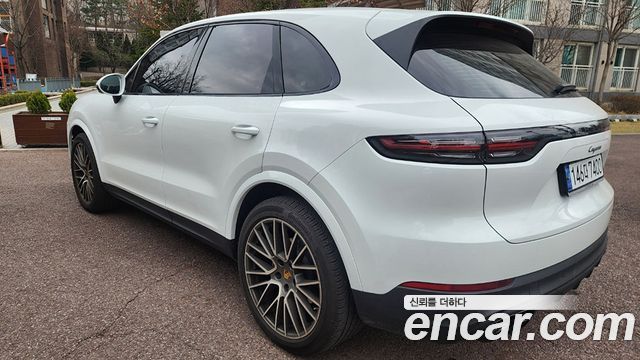 Porsche Cayenne 3.0 PLATINUM EDITION — пробег 26 425 км — фото 3 из 5