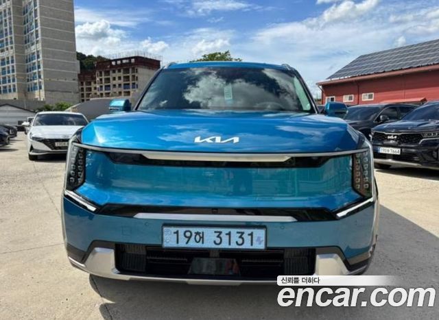 Kia EV9 Long Range 4WD Earth — пробег 29972 км