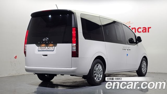 Hyundai Staria из Кореи Encar