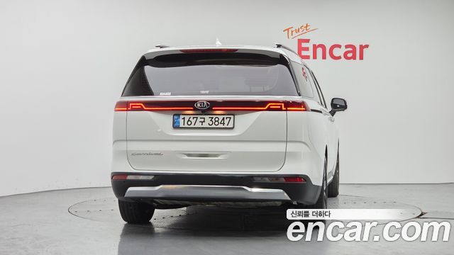 Kia Carnival из Кореи Encar