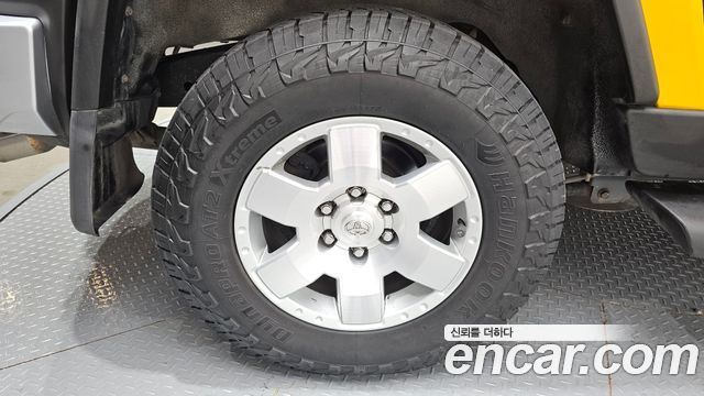 Toyota FJ Cruiser 4WD V6 — пробег 156 616 км