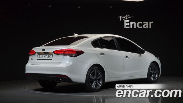 Kia K3 из Кореи Encar