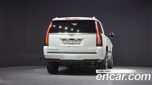 Cadillac Escalade 6.2 4th — пробег 86 202 км — фото 4 из 5
