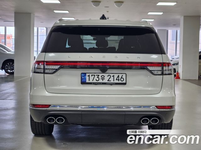 Lincoln Aviator 3.0 Reserve  AWD — пробег 18 503 км — фото 4 из 5