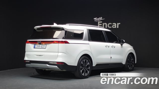 Kia Carnival из Кореи Encar