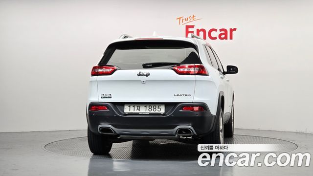 Jeep Cherokee из Кореи Encar