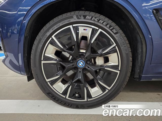 BMW iX3 M Sports — пробег 46489 км