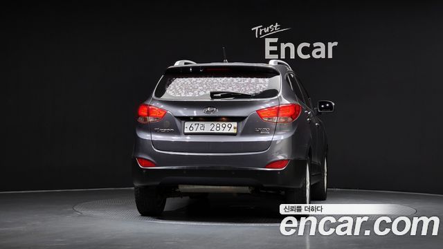 Hyundai Tucson Diesel 2WD LX20 Smart-Pack — пробег 189 013 км — фото 4 из 5