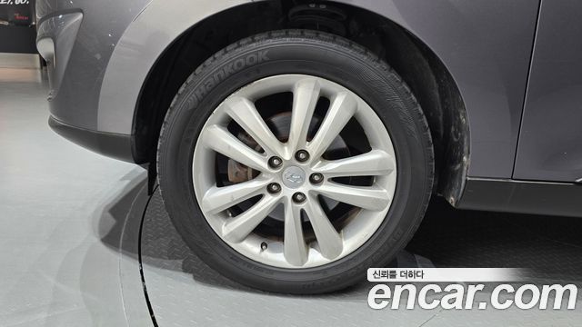 Hyundai Tucson Diesel 2WD LX20 Smart-Pack — пробег 189 013 км — фото 5 из 5