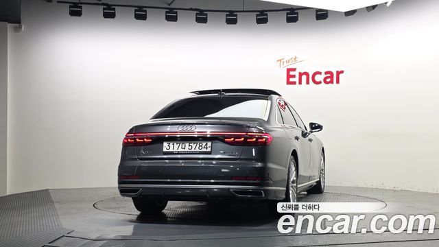 Audi A8 55 TFSI Quattro LWB — пробег 92 461 км — фото 4 из 5