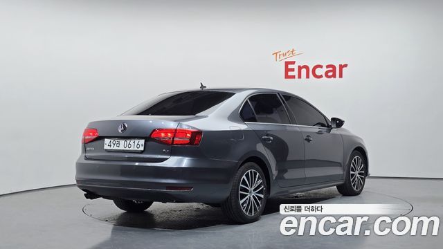 Volkswagen Jetta 2.0 TDI BlueMotion 6th — пробег 95 596 км — фото 2 из 5