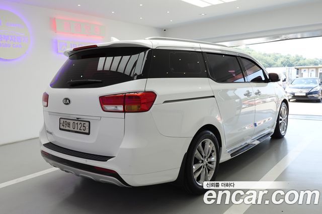 Kia Carnival из Кореи Encar