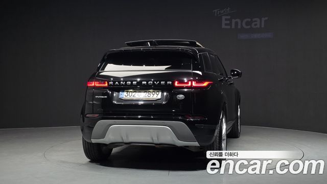 Land Rover Range Rover Evoque P250 SE — пробег 53 790 км — фото 4 из 5