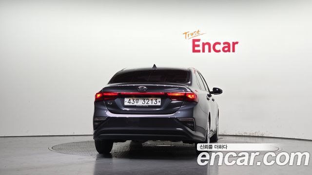 Kia K3 из Кореи Encar