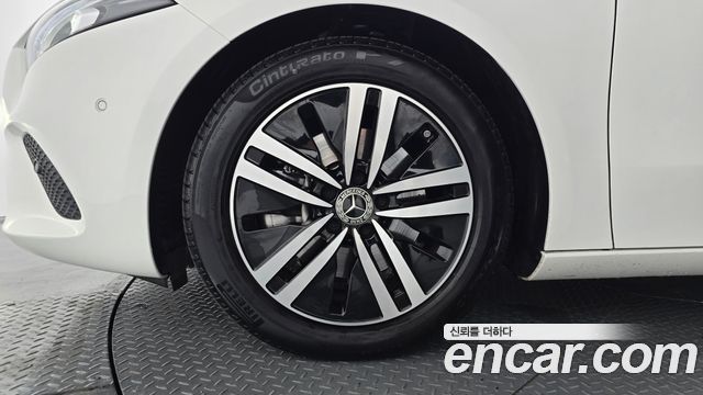 Mercedes-Benz A-Class из Кореи Encar