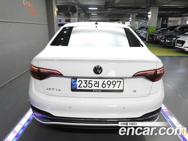 Volkswagen Jetta 1.5 TSI Prestige — пробег 23 611 км — фото 4 из 5
