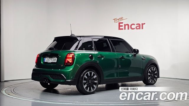 Mini Cooper из Кореи Encar