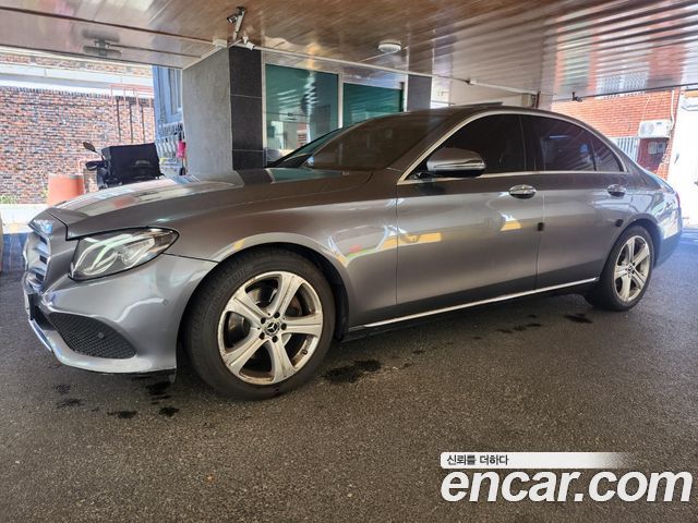 Mercedes-Benz E-Class из Кореи Encar