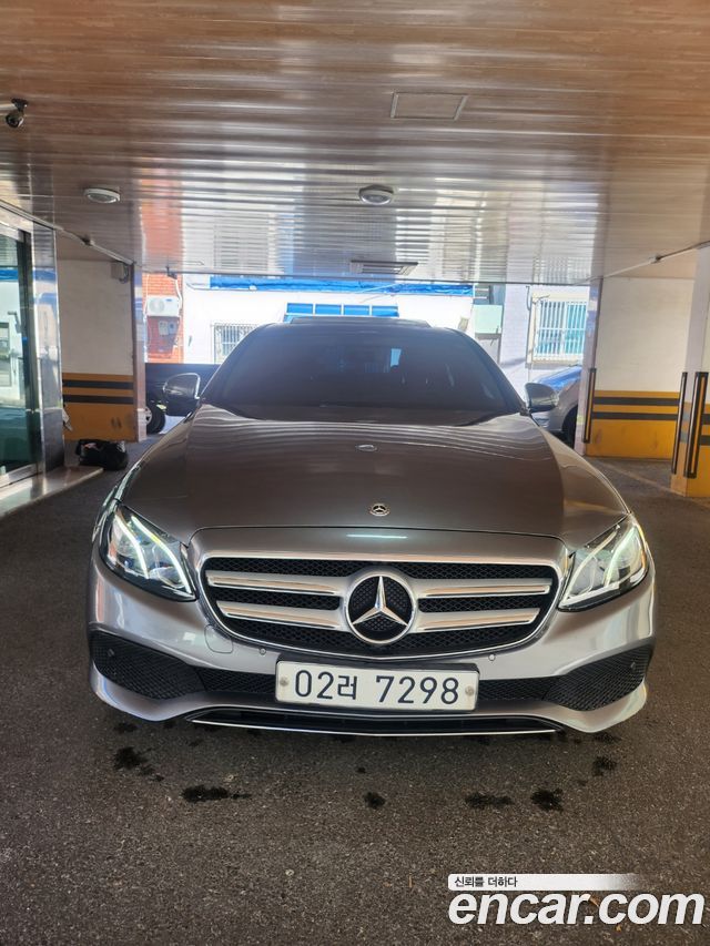 Mercedes-Benz E-Class из Кореи Encar