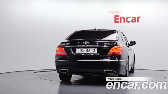 Hyundai Equus из Кореи Encar