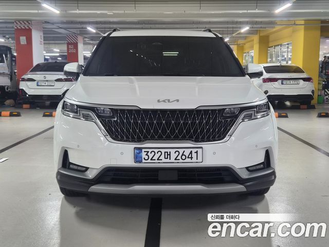 Kia Carnival 9-Seater Prestige — пробег 101 097 км — фото 1 из 5