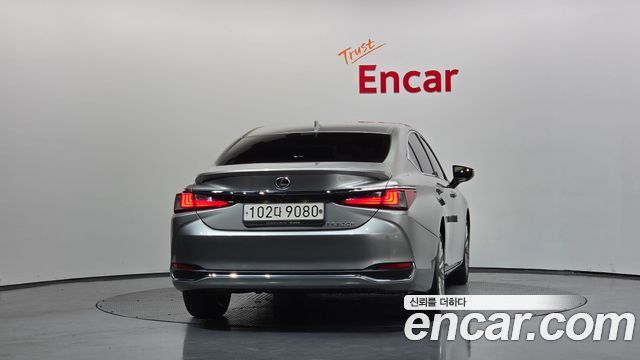 Lexus ES из Кореи Encar